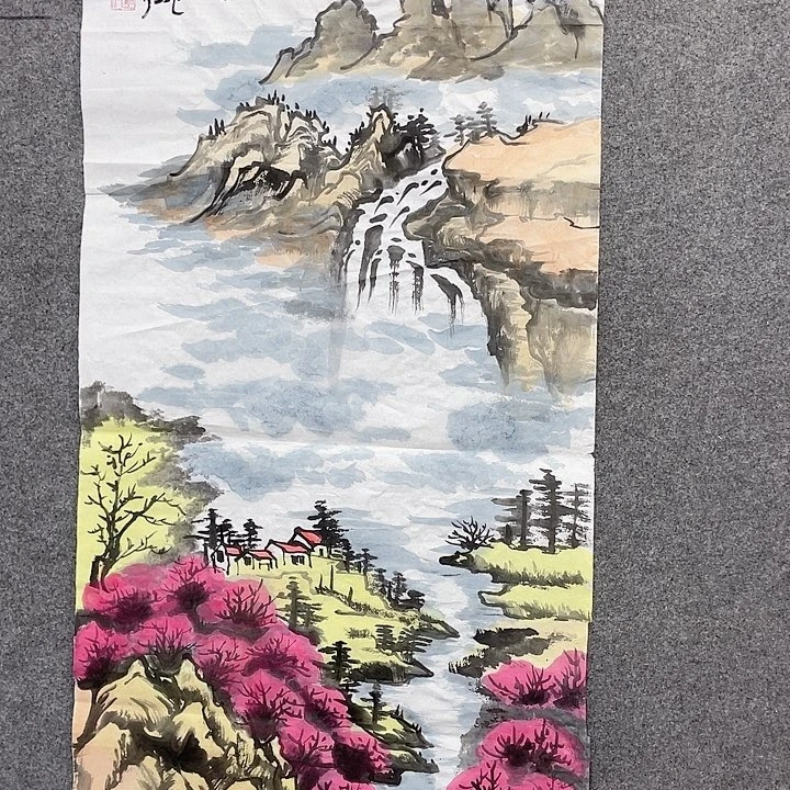 国画我们一起努力奔跑