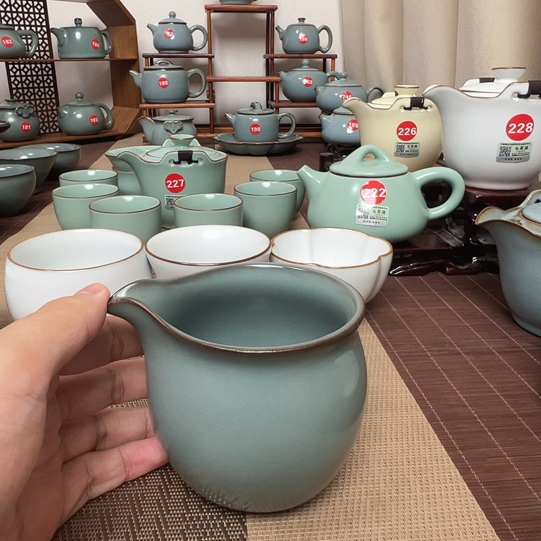 瓷片开播福利。。。。。。。。