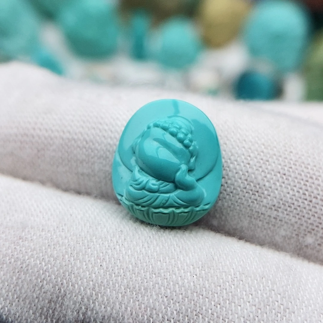 绿松石颈饰未镶嵌