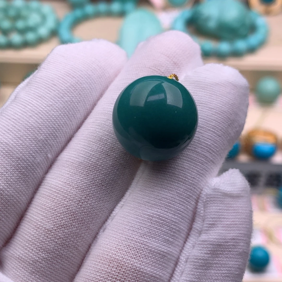 绿松石未镶嵌珠宝奇石17.3