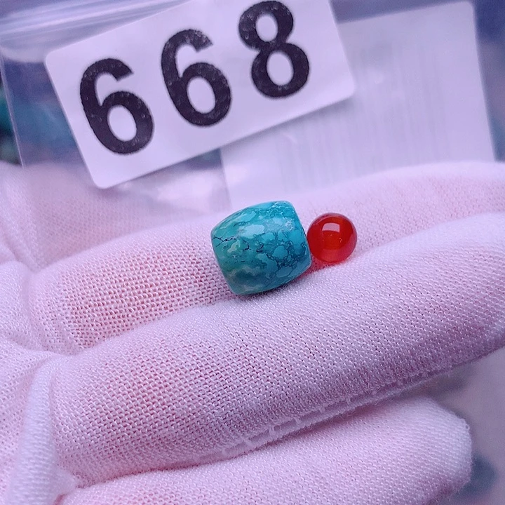 南红玛瑙未镶嵌珠宝奇石