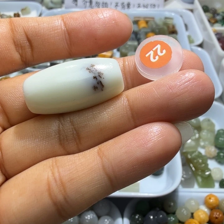 未镶嵌和田玉珠宝半成品