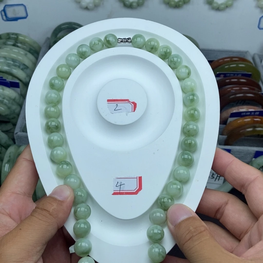 未镶嵌蛇纹石玉手链