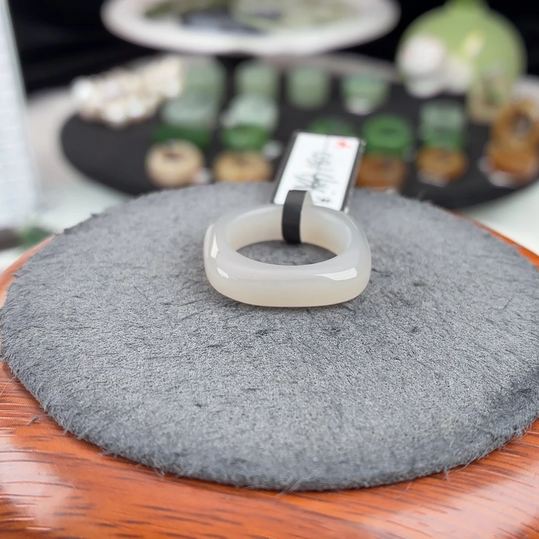 和田玉未镶嵌戒指b30粉紫方圆17.1不退换