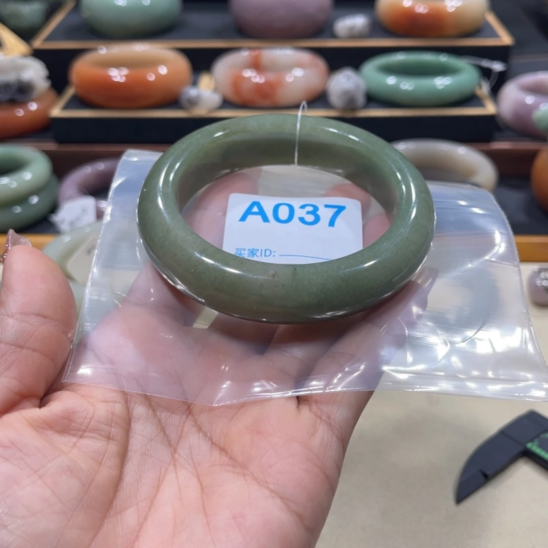 未镶嵌手镯石英岩玉用****7