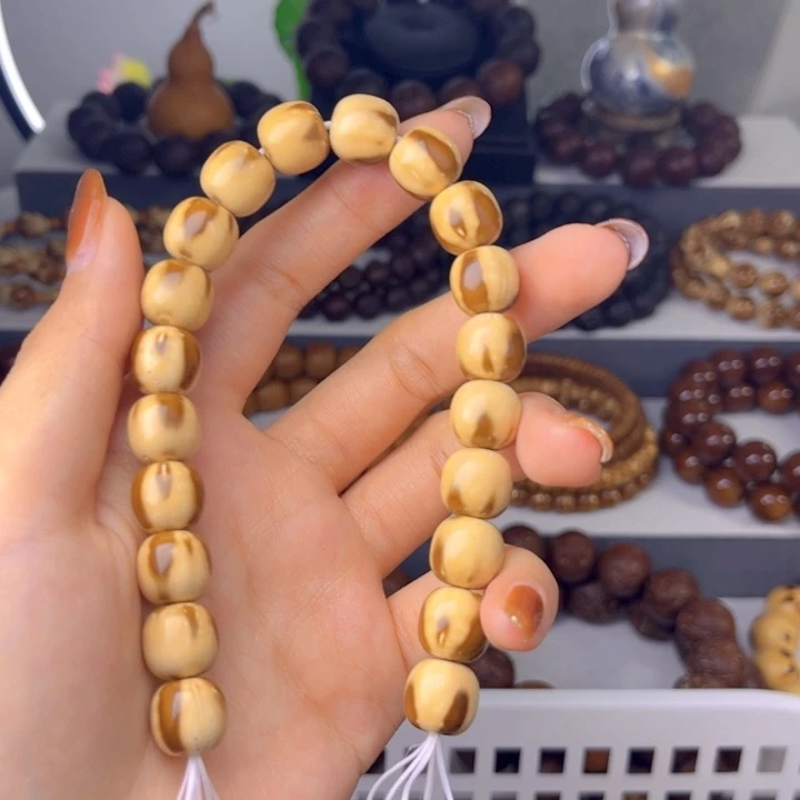 手串紫金鼠精品花皮老型奶油黄11