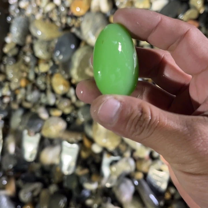 未镶嵌和田玉（糖玉）珠宝奇石