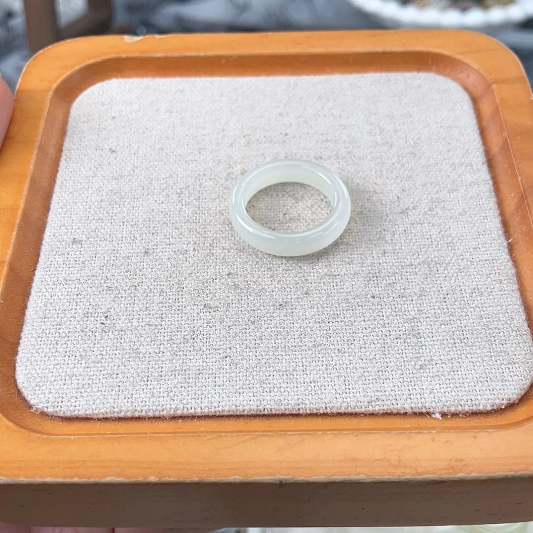 和田玉未镶嵌戒指Y81浅晴水圆切直径17不退换