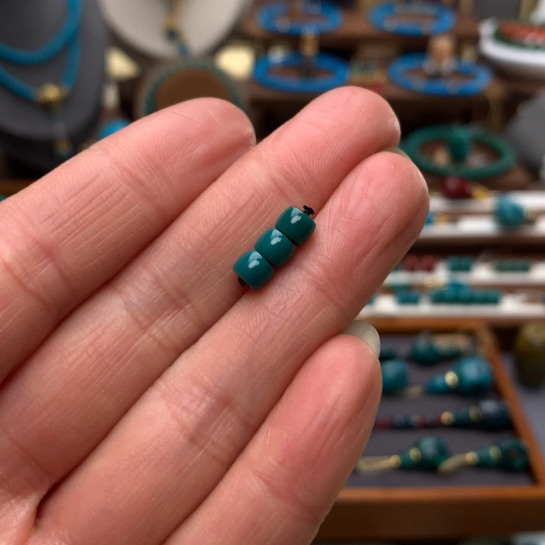 绿松石未镶嵌配饰直径5mm