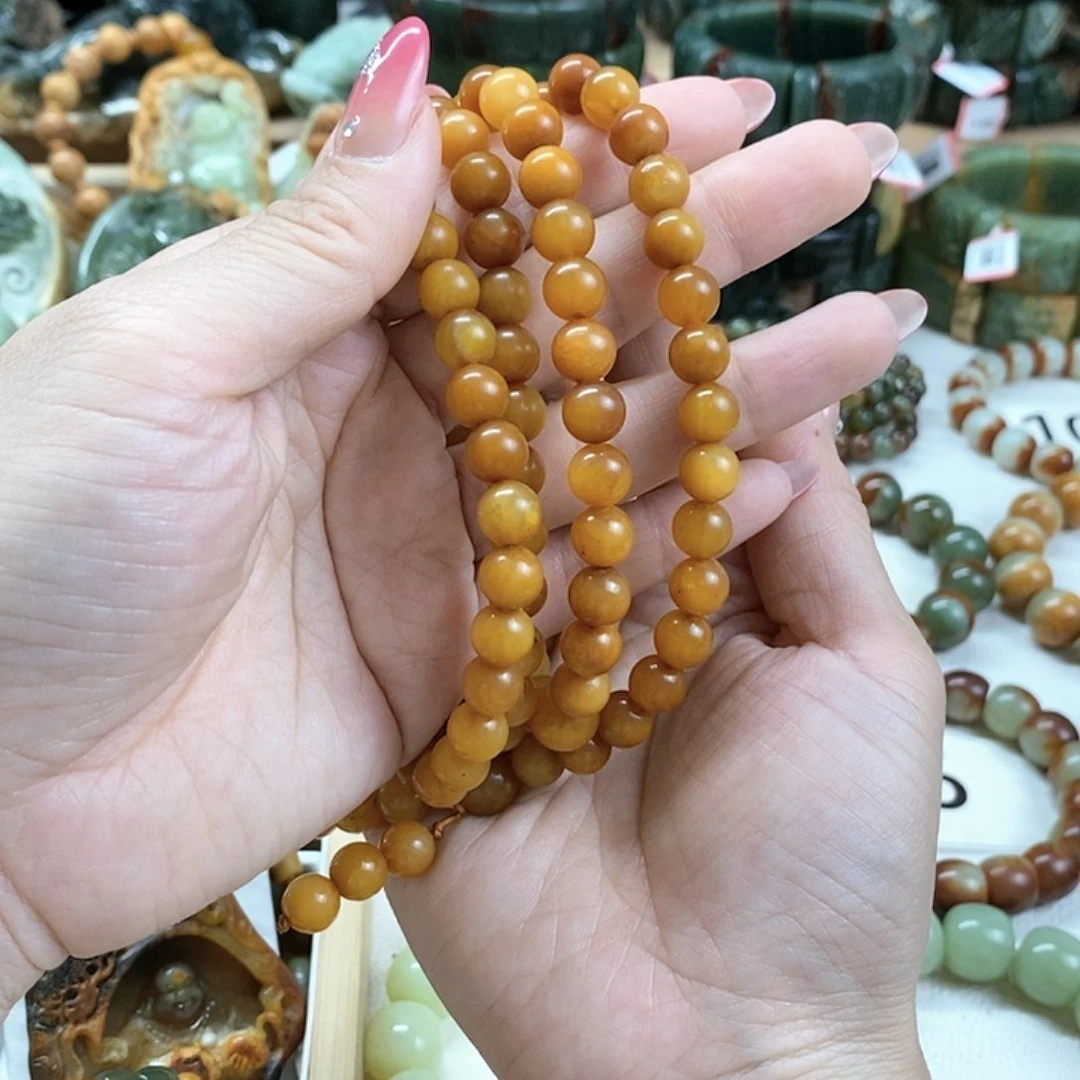 蛇纹石玉颈饰未镶嵌
