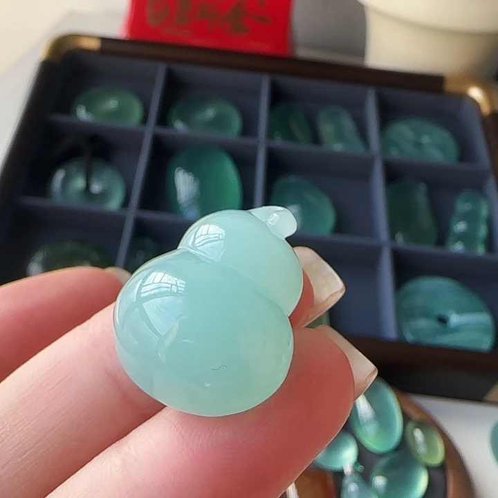 岫玉未镶嵌项链岫玉