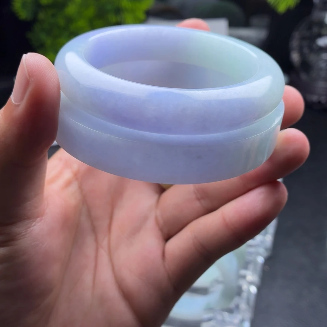 定制翡翠未镶嵌高端翡翠手镯定制春彩