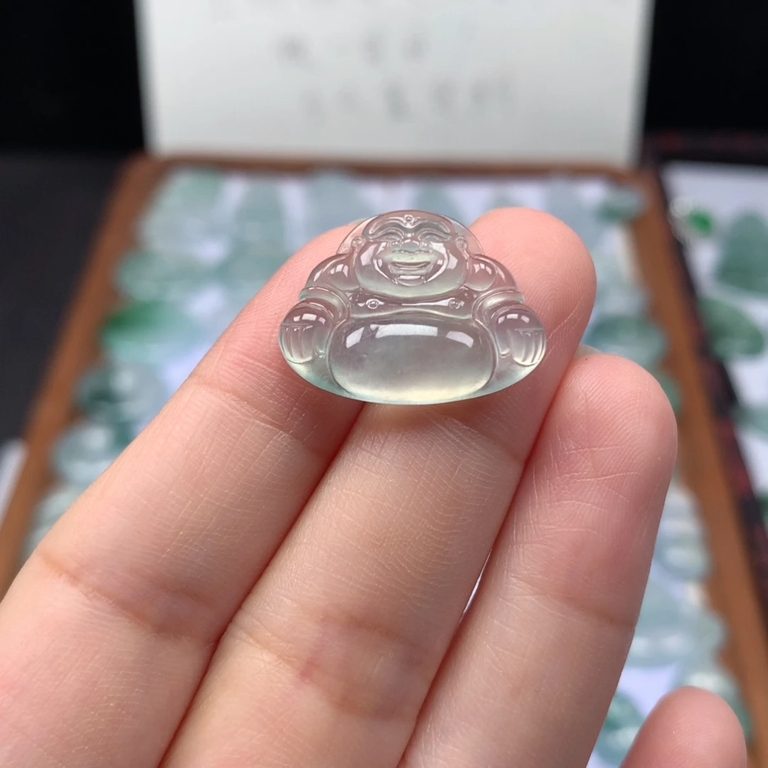 颈饰未镶嵌翡翠高冰晴底佛公