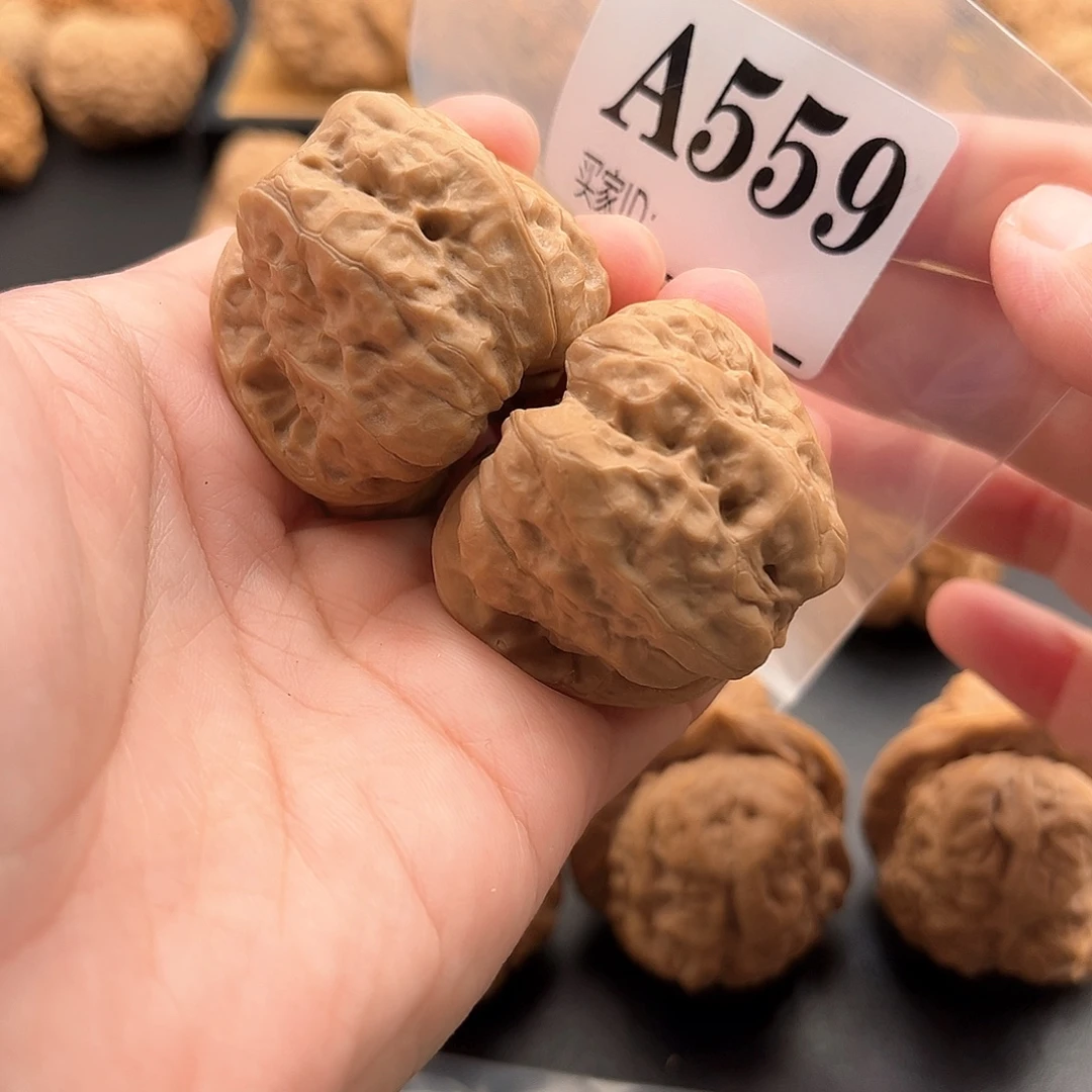 文玩核桃把件蛙蛙精品39度41