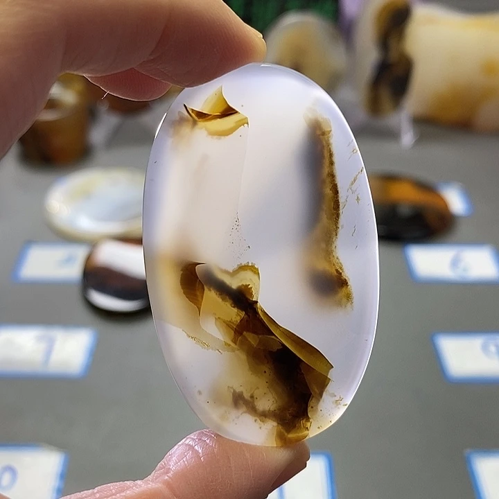 玛瑙/玉髓未镶嵌珠宝半成品35