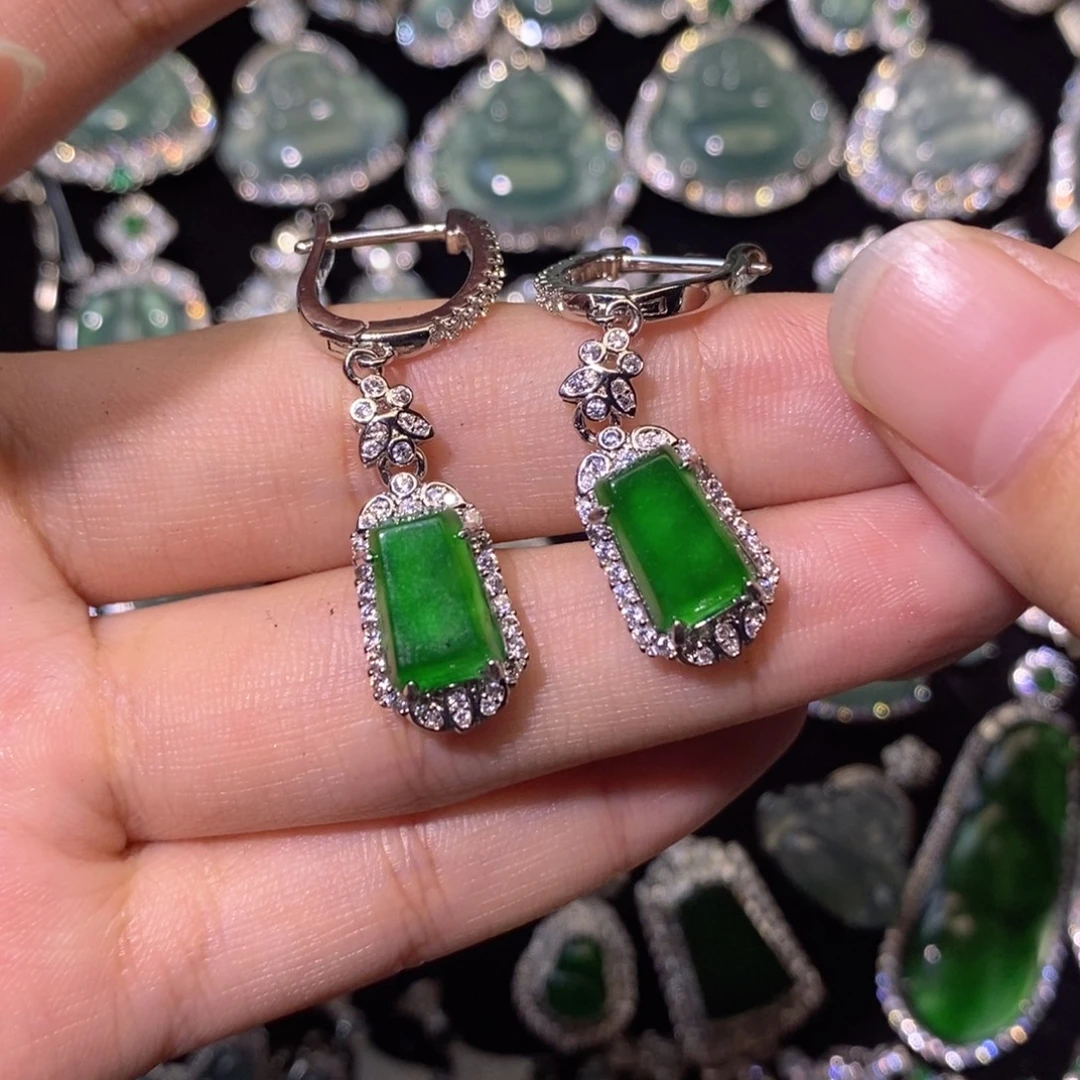 翡翠未镶嵌颈饰天然