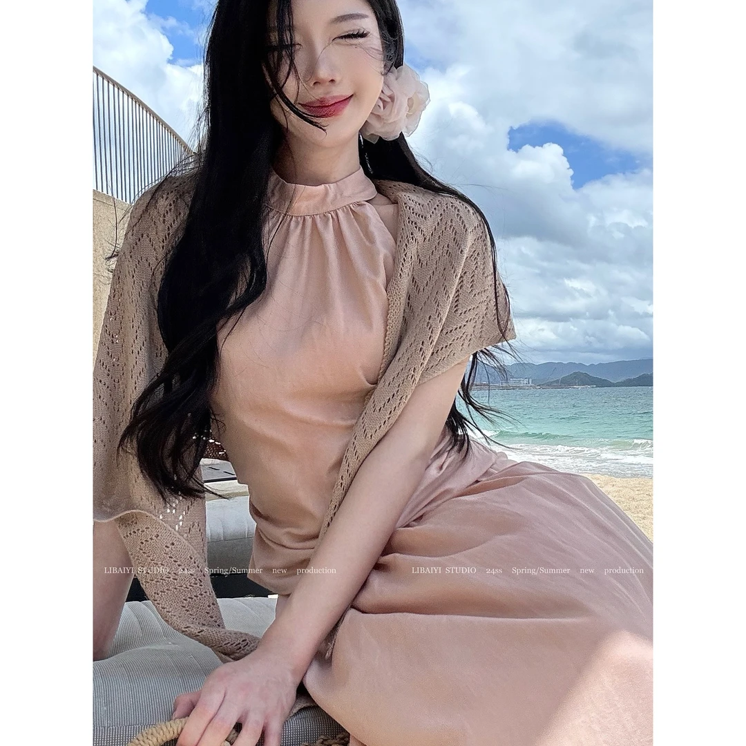 LIBAIYI 咖色小披肩/条纹镂空防晒纯色三角百搭装饰斗篷披肩1660