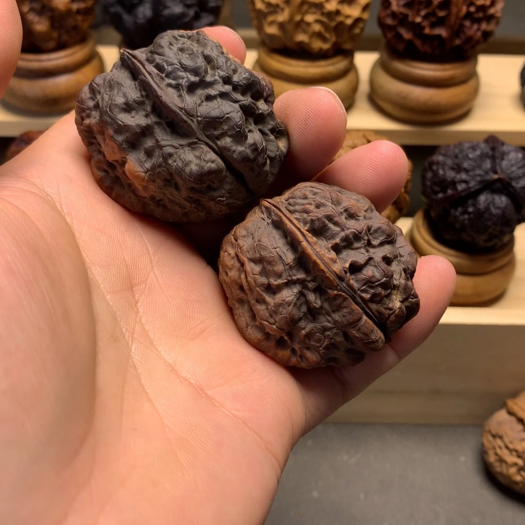 文玩核桃把件九五玄包