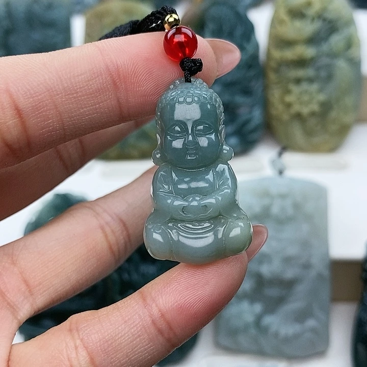 颈饰未镶嵌翡翠大*人】