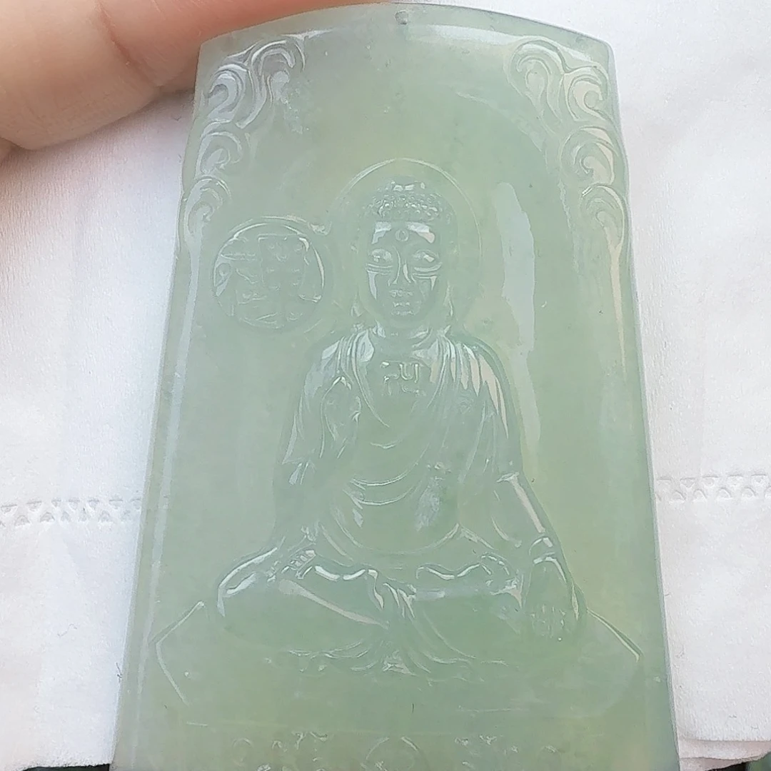 翡翠颈饰未镶嵌清**过阿弥