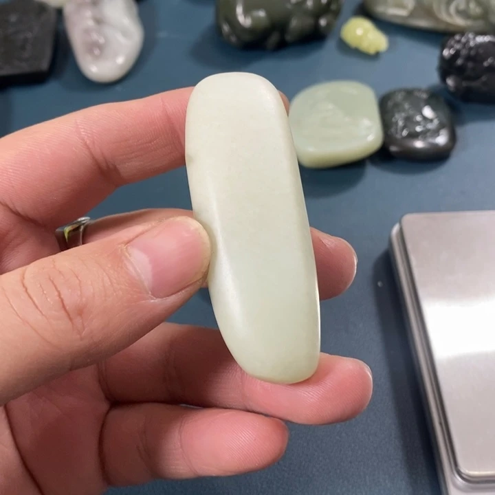 和田玉（糖玉）未镶嵌挂件