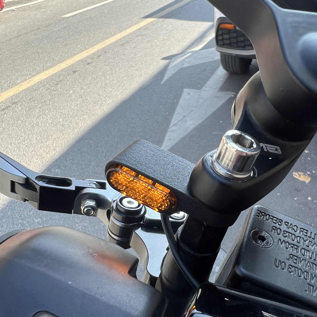 适用极核AE5ipro改装雷达提示灯配件行车灯后视镜盲区灯无损安装