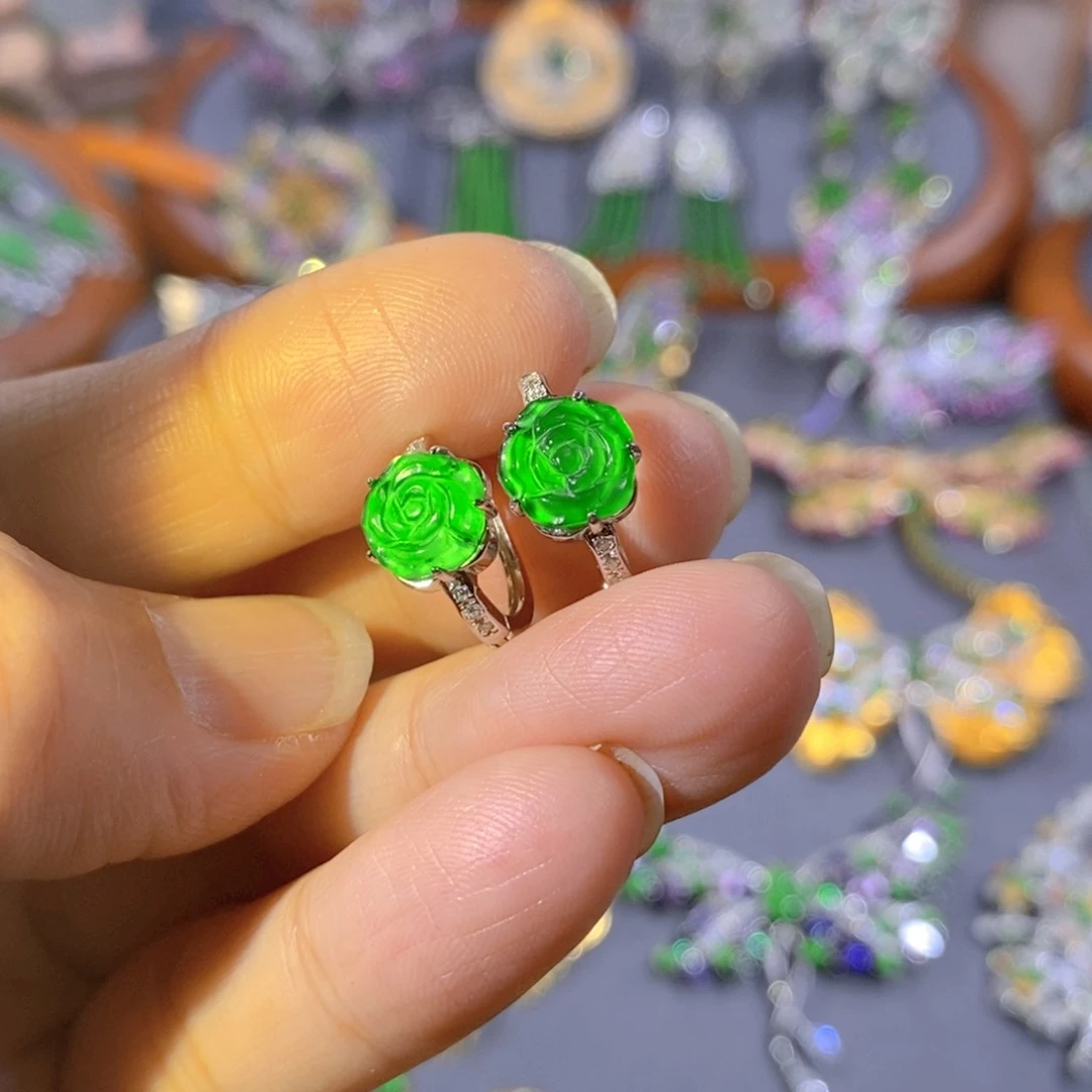 颈饰银S925镶嵌翡翠