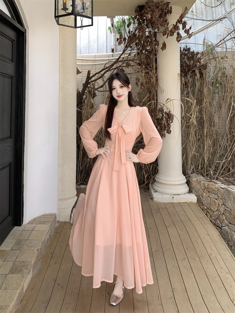 【清仓现货！】大码法式粉色温柔V领蝴蝶结系带长袖连衣裙秋季长裙