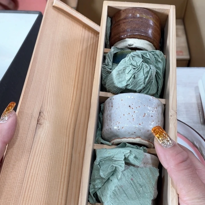 恩****?新亿阁祝福大家新年快乐