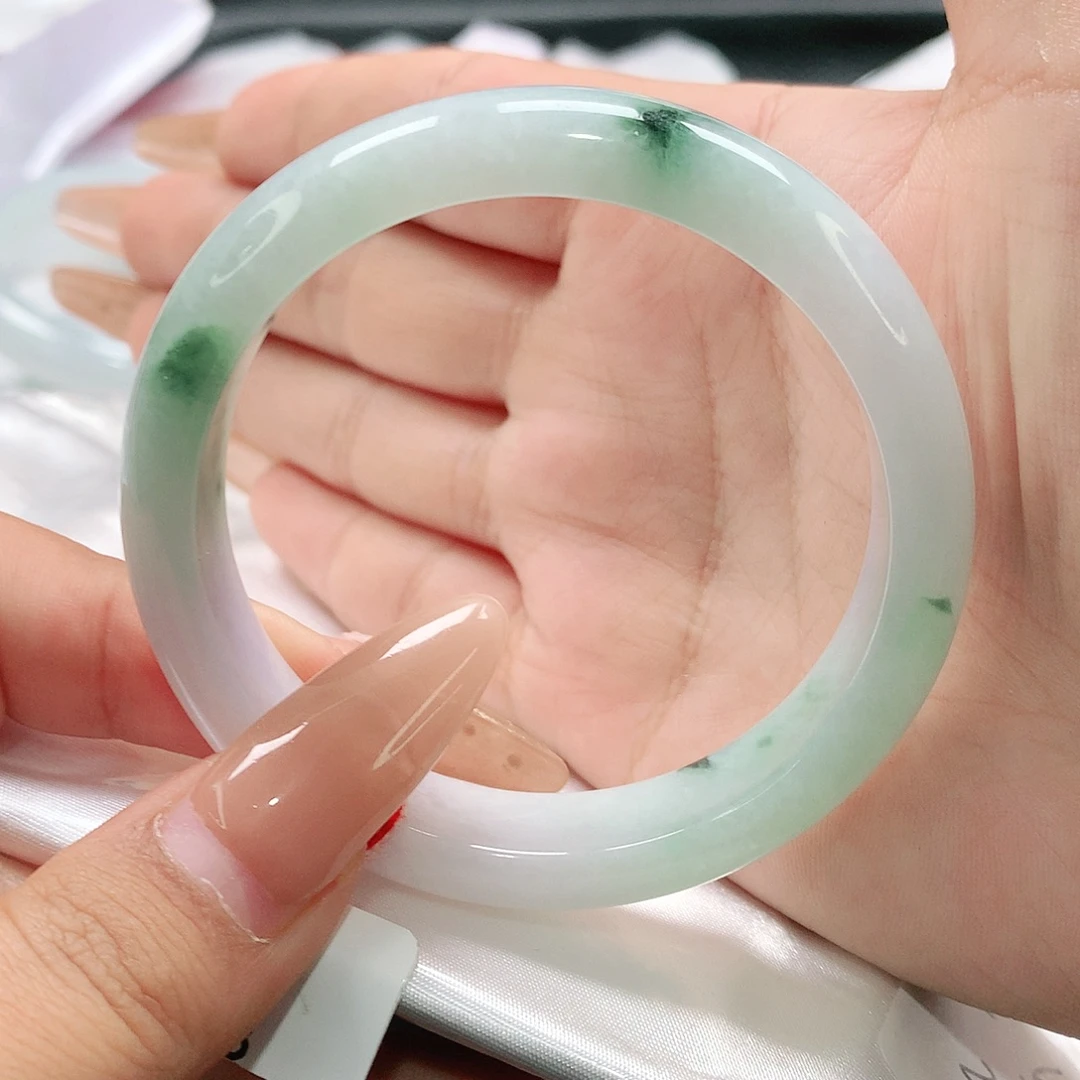 翡翠未镶嵌手镯缅甸天然翡翠