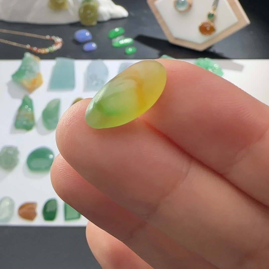 定制翡翠未镶嵌材料