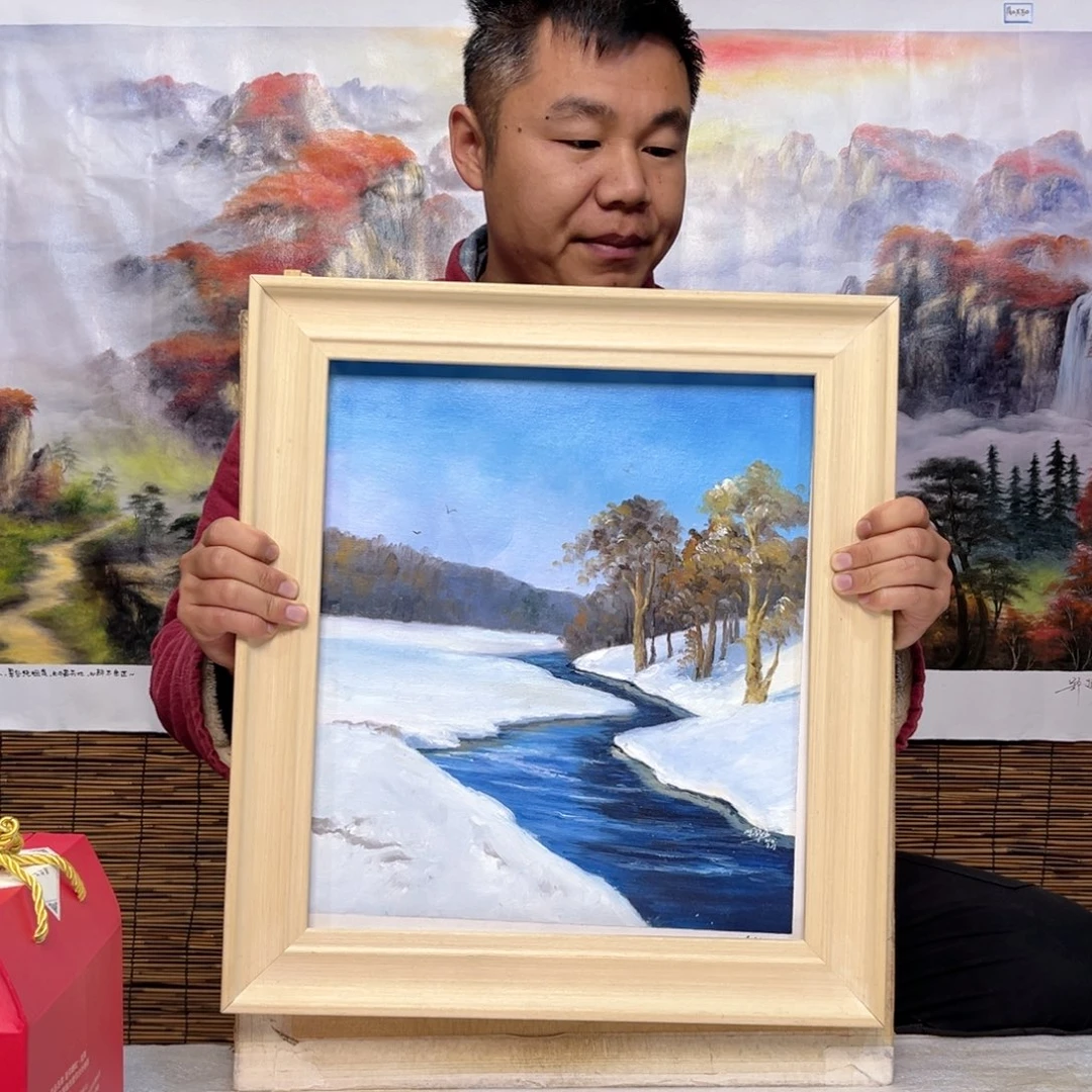 油画行路人小院绘画作品