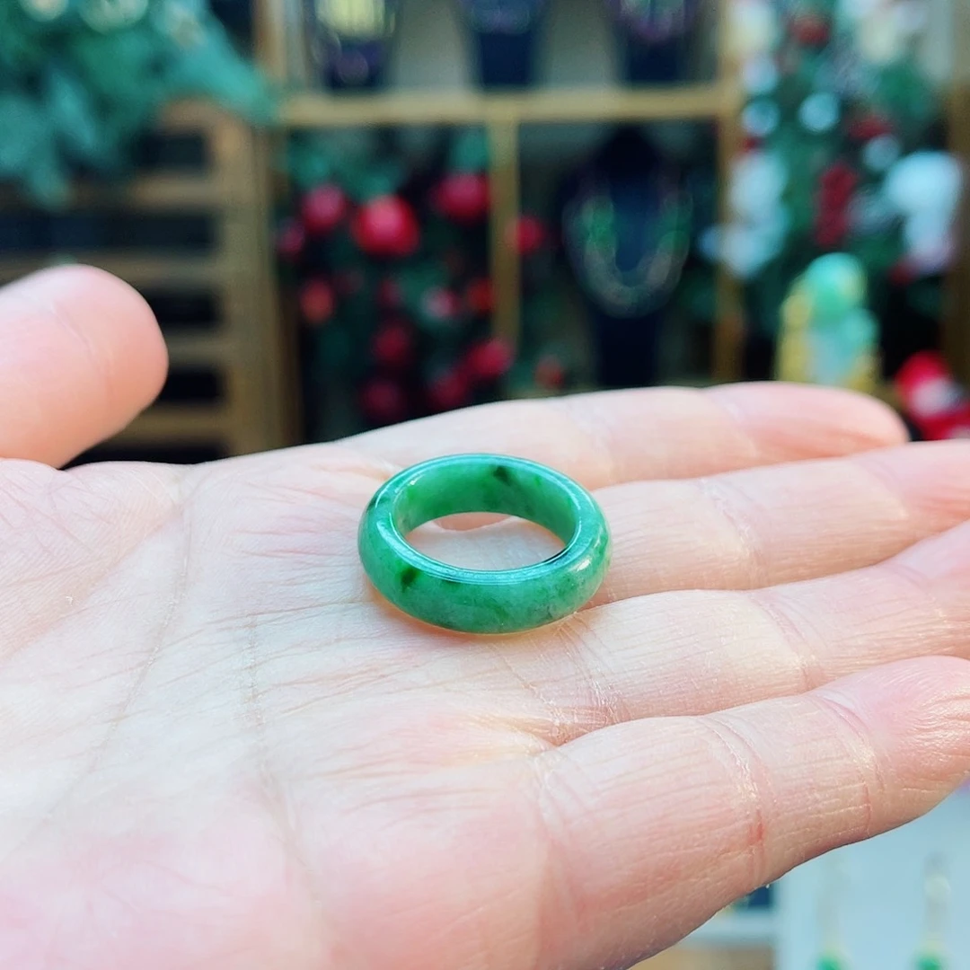 未镶嵌戒圈翡翠48小时鉴赏期