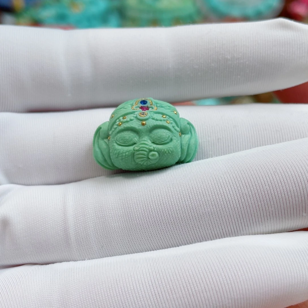 未镶嵌绿松石珠宝奇石