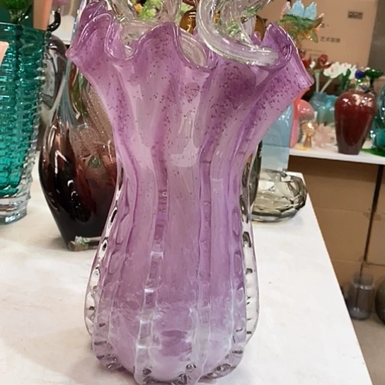 琉璃花瓶高32厘米宽15厘米