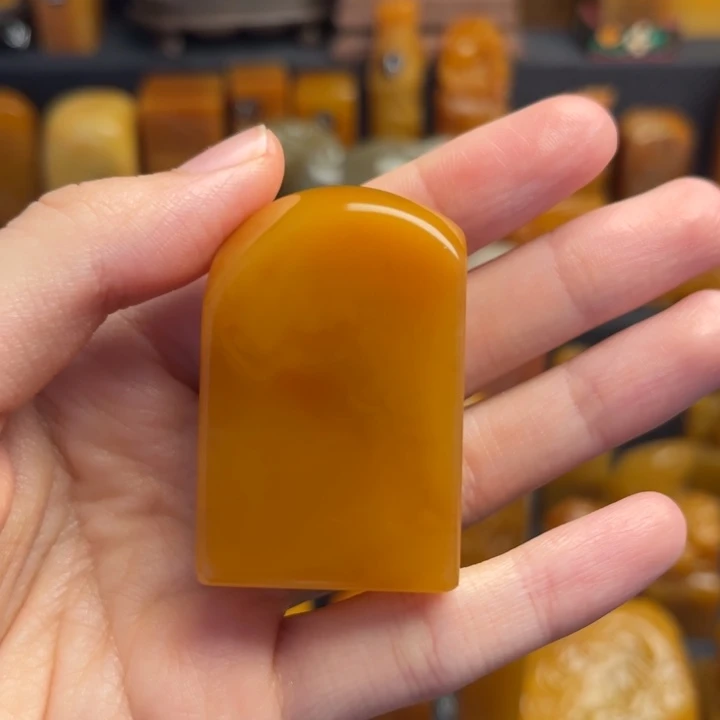 田黄石题材：工艺品