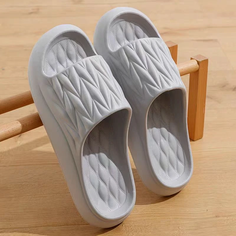 男士2024新款网红款凉拖鞋可外穿情侣女居家洗澡可爱时尚