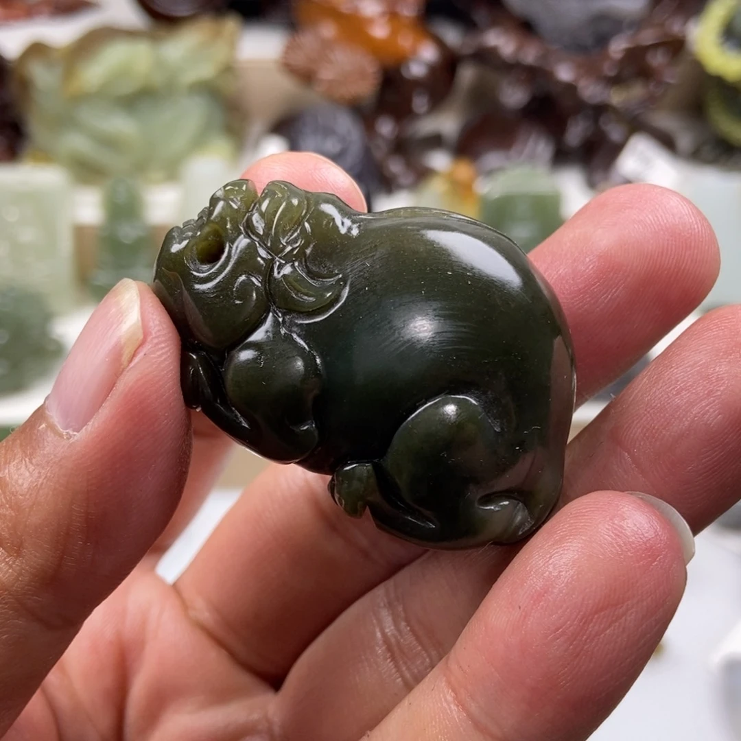 【闪购商品】颈饰未镶嵌和田玉