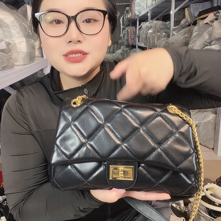 PU黄牛皮（革）PVC时尚潮流时尚