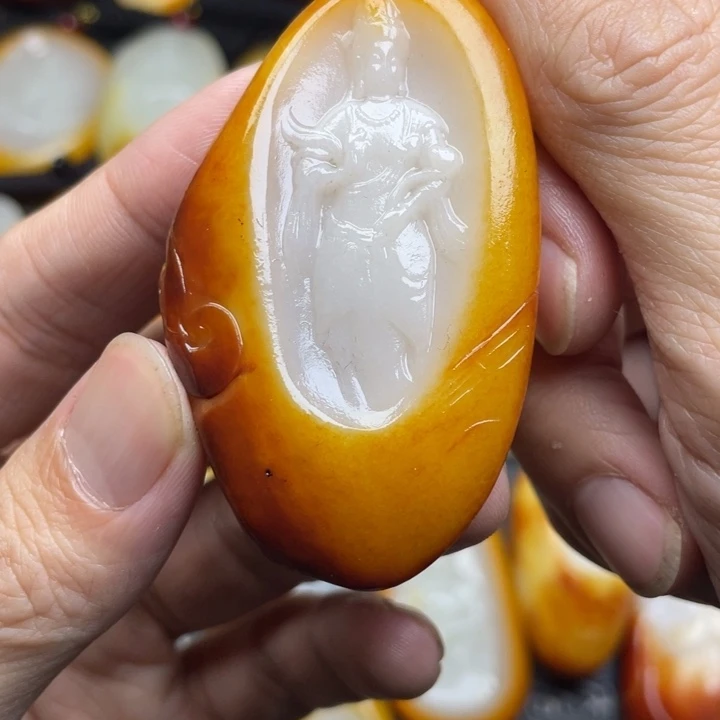 【闪购商品】颈饰未镶嵌和田玉