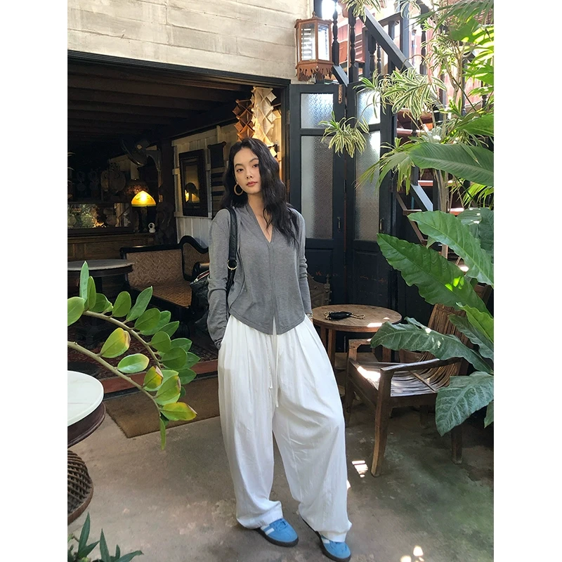 任小艺 2/13新品 慵懒挂脖背心开衫毛织两件套