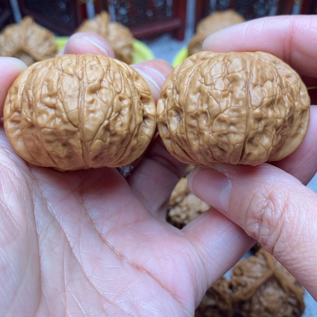 文玩核桃把件石*全品毕业乾隆磨39尺