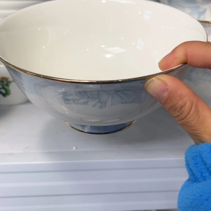 瓷片六寸面碗四个微瑕
