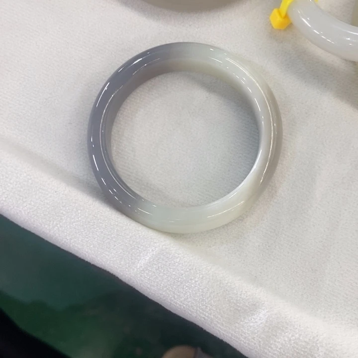手链未镶嵌和田玉