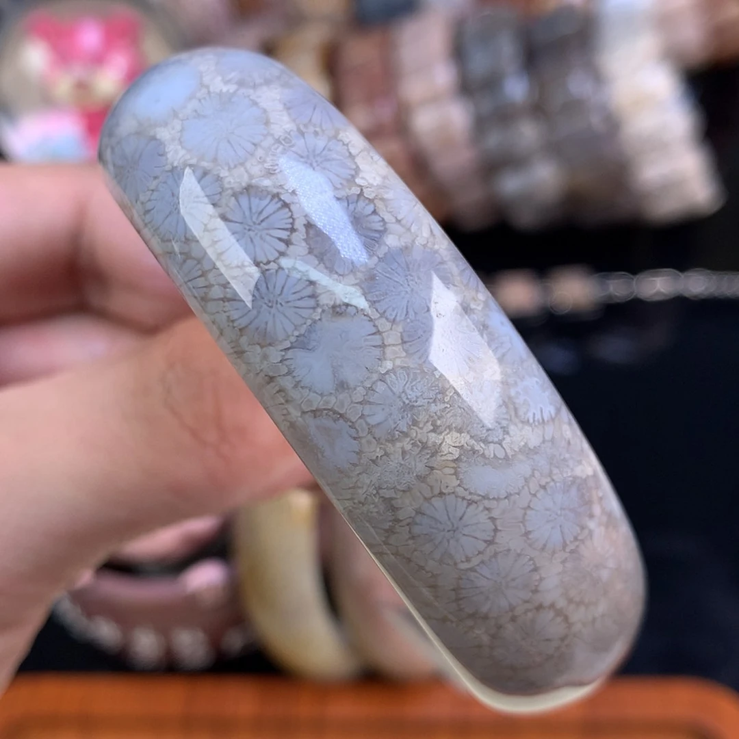 【闪购商品】颈饰未镶嵌硅化珊瑚（珊瑚玉）135号55.9圈蓝心花