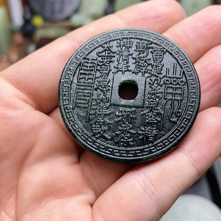 蛇纹石玉挂件未镶嵌九**猫