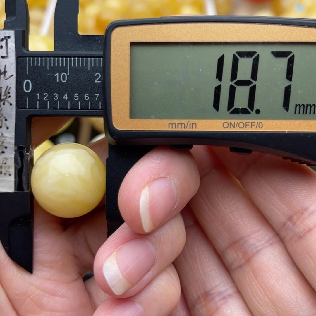 裸石琥珀未镶嵌蜜蜡圆珠鸽