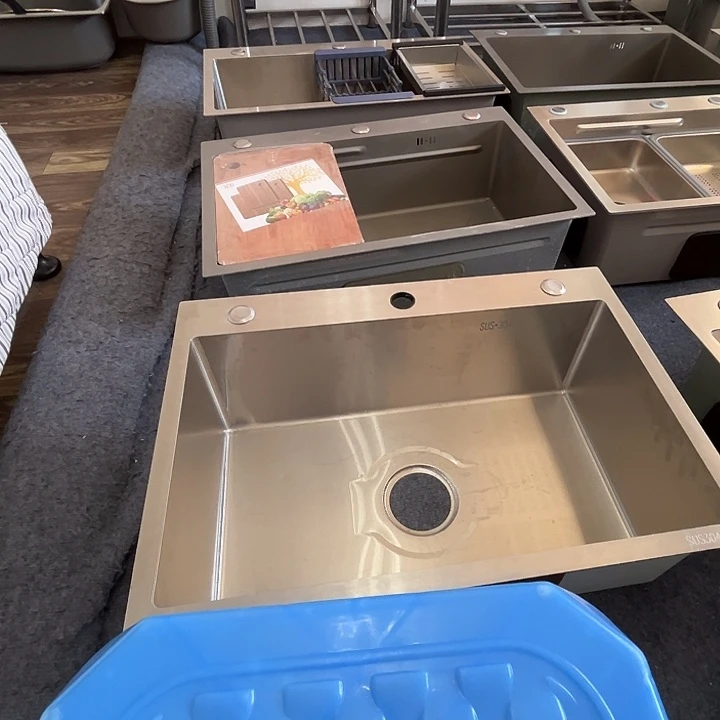 方形60.45方龙头一套