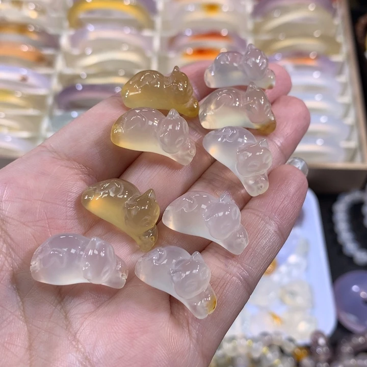 玛瑙/玉髓未镶嵌颈饰多样性发其一