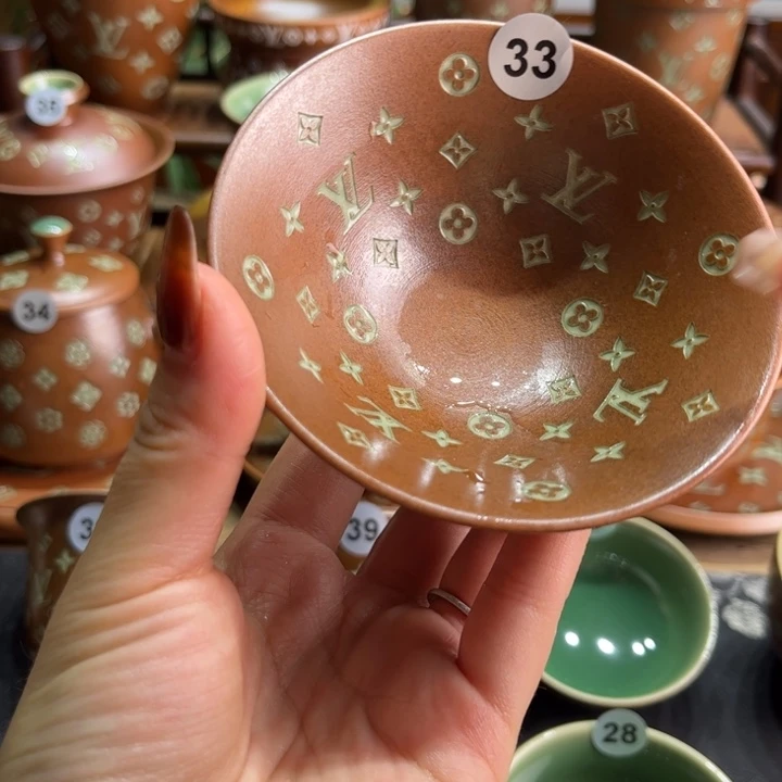 C***e草木灰老花手工杯